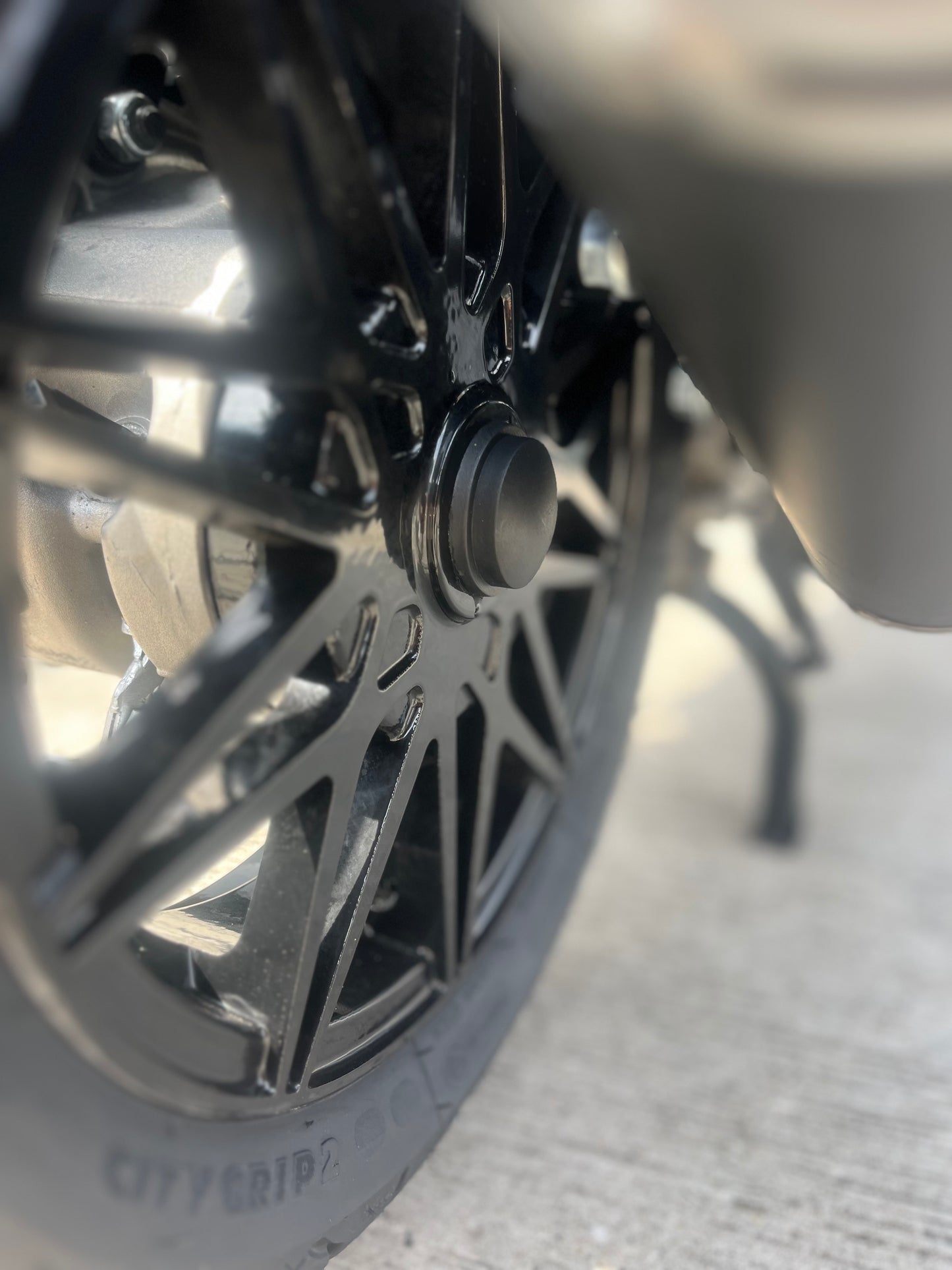 Overmaat/ oversized Velgenset 11/12 Inch Glans Zwart – Piaggio Zip (Incl. Verhoogde Voorvork)