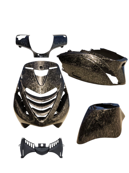 SP kappenset Forged Carbon (5-delig) voor Piaggio Zip