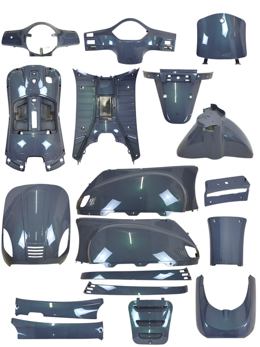 Plaatwerkset China Vespa (Ronde Koplamp) – Grijs Hoogglans / Groen Metallic – 18-delig (AGM / VX50 / China LX-Napoli)