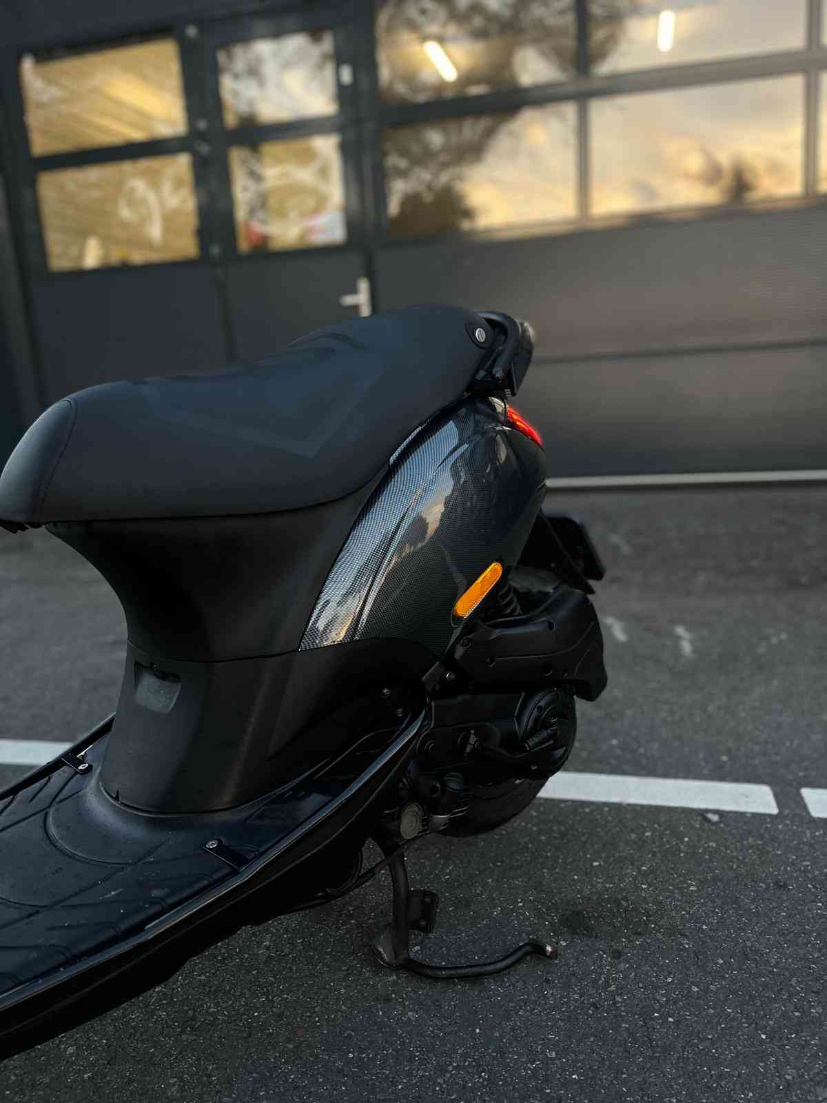 Piaggio zip bougi kap